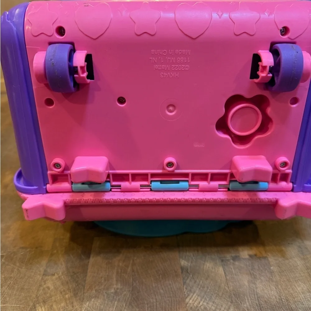 Mattel Pink Polly Pocket Unicorn Party Rolling Case Resort with Purple Handle